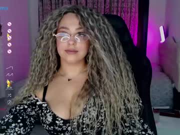 See _just_a_queen_3 online Now @ gushy.cam