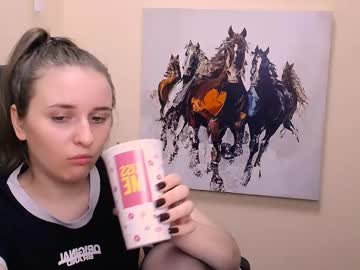 See _nicole_new online Now @ gushy.cam