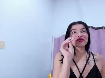 See Annie_berlin online Now @ gushy.cam