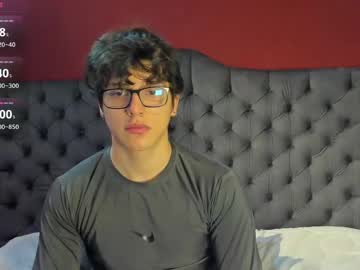 See Axelraven online Now @ gushy.cam