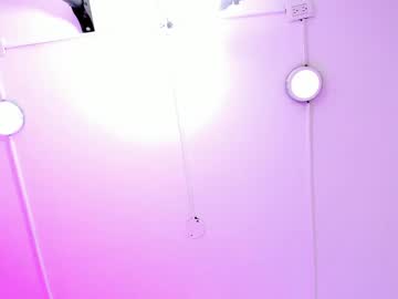 See Cleowhite_ online Now @ gushy.cam