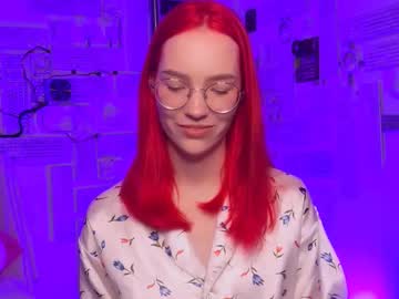 See Cosmic_flight online Now @ gushy.cam