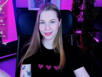 See Cutemousee online Now @ gushy.cam