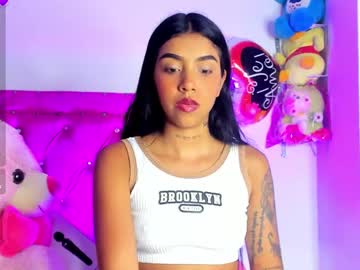 See Dahiangomezz online Now @ gushy.cam