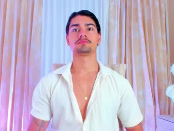 See Davidaponte017 online Now @ gushy.cam