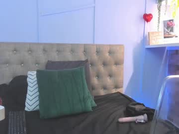 See Debora_hille online Now @ gushy.cam