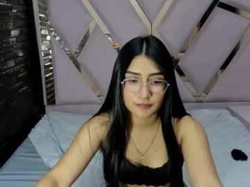 See Hannaliss18 online Now @ gushy.cam