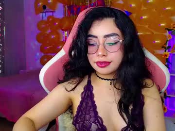 See Iamveroo online Now @ gushy.cam