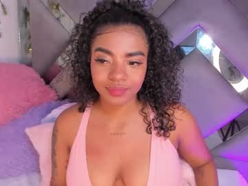 See Iris_hott1 online Now @ gushy.cam
