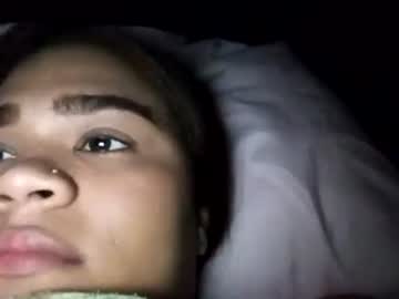See Isamoon99 online Now @ gushy.cam