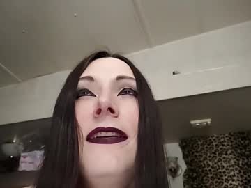See Ivyrose499 online Now @ gushy.cam