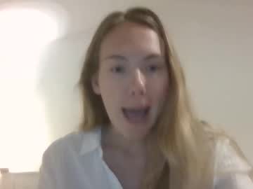 See Ivyyy1995 online Now @ gushy.cam