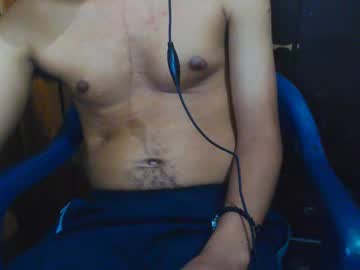 See J_castello online Now @ gushy.cam