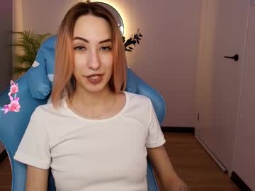 See Jinx_boom online Now @ gushy.cam