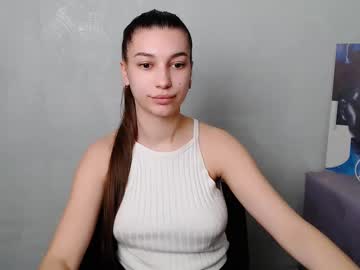 See Karolinamex_ online Now @ gushy.cam