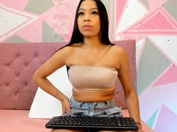 See Kylie_dreams0 online Now @ gushy.cam