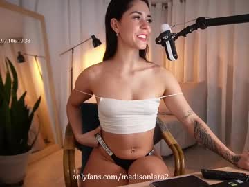 See Madisonlara online Now @ gushy.cam