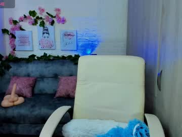 See Manuella_collins online Now @ gushy.cam