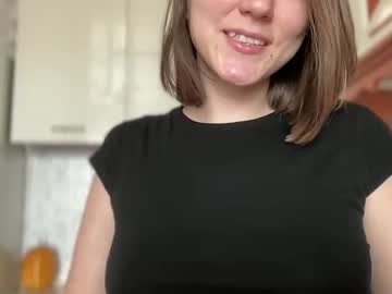 See Nursedoll online Now @ gushy.cam