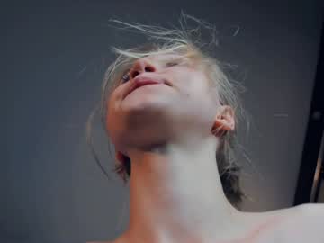 See One_1ove online Now @ gushy.cam