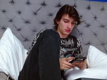 See Orion_galax online Now @ gushy.cam
