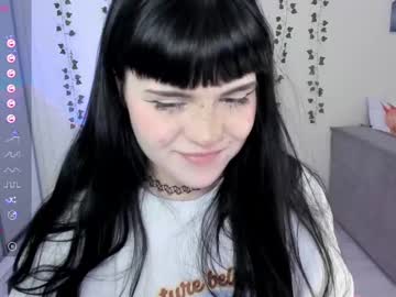 See Selena___cute online Now @ gushy.cam