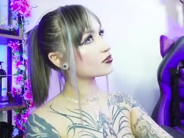 See Tamaracampell online Now @ gushy.cam